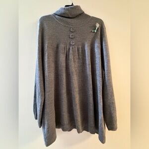 Chic Gray Turtleneck Sweater with Button Details